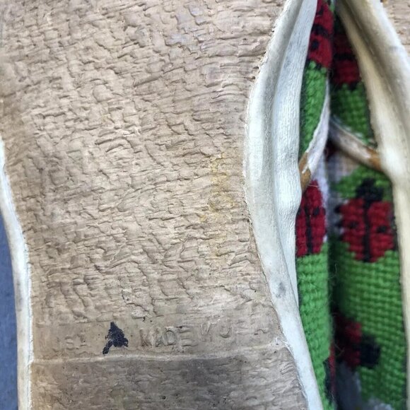 Rare 1970s Vintage Van Doren Needlepoint Ladybugs Shoes - Picture 12 of 14